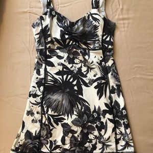 Lululemon Yoga top with built in bra!